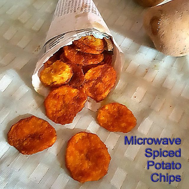Microwave Spiced Potato Chips Recipe @ treatntrick.blogspot.com
