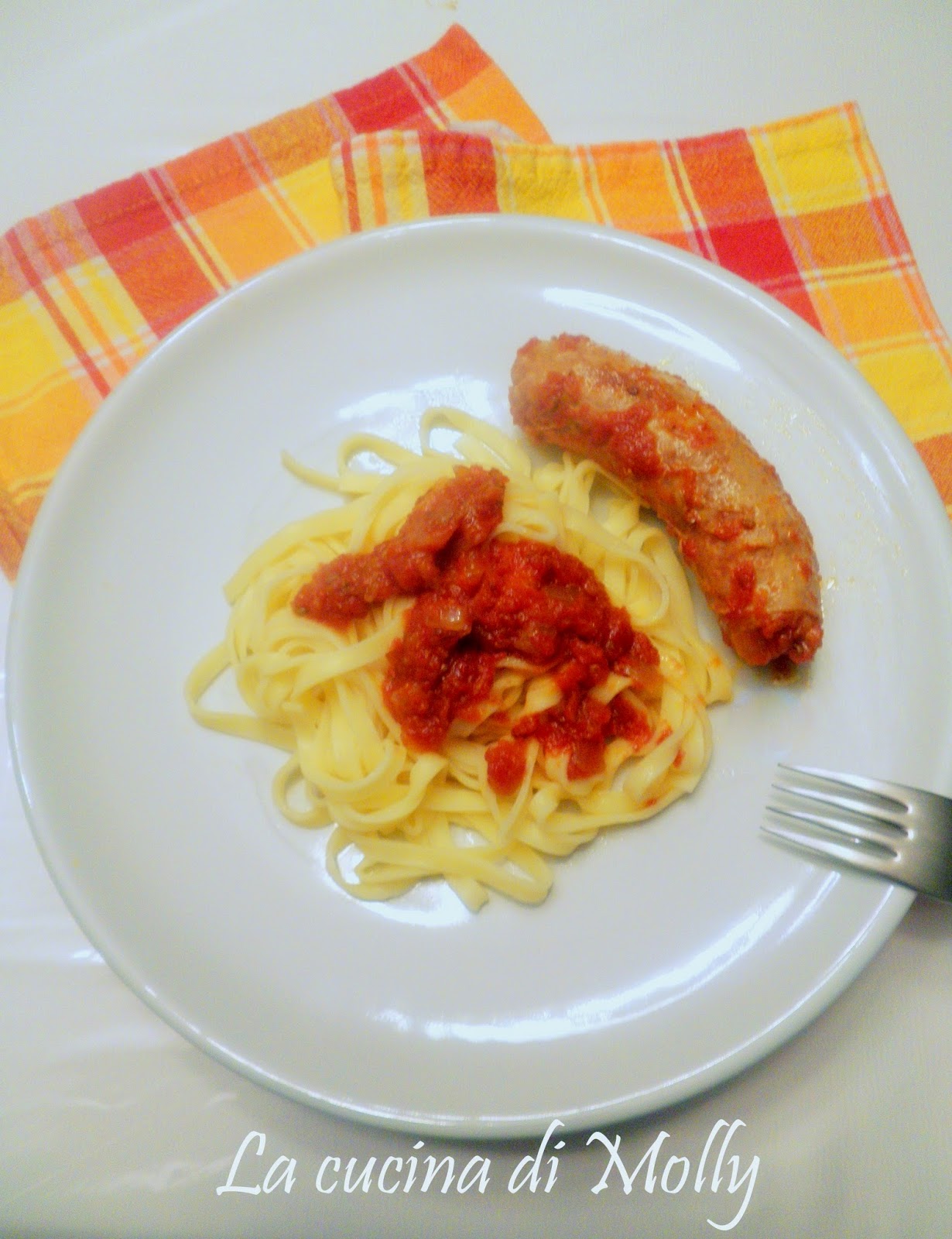 La cucina di Molly: TAGLIATELLE AL RAGU' DI SALSICCIA DI CINGHIALE
