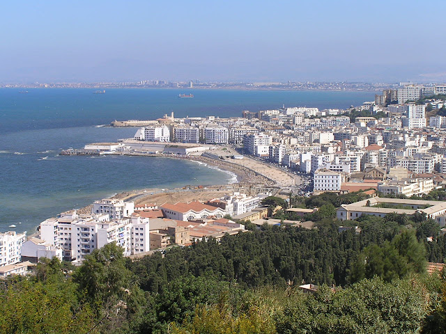  صور منوعه جميلة ومتحركة  Algiers_coast