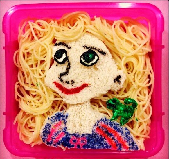 Μπαμπάς φτιάχνει ευφάνταστα σχολικά γεύματα