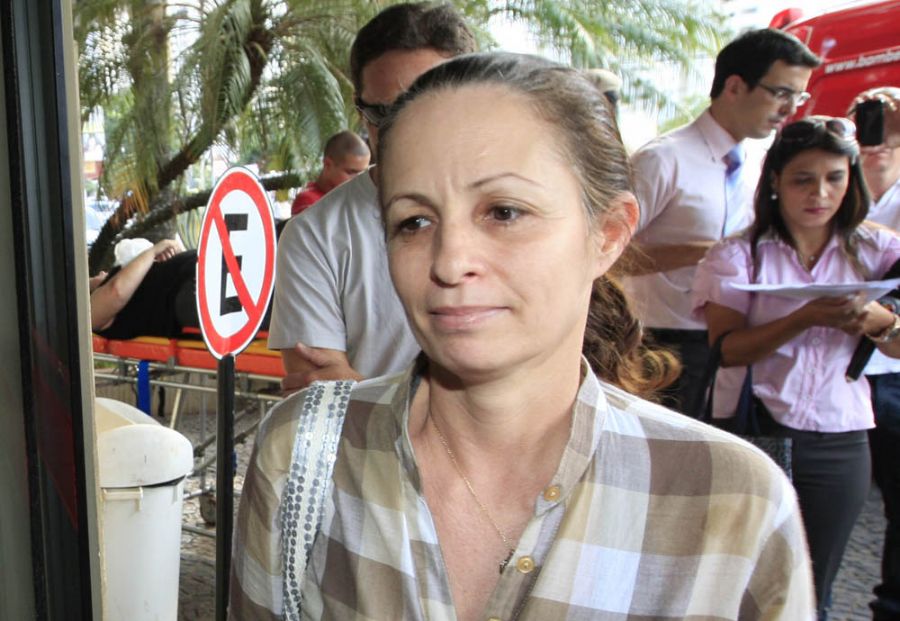 Sertanejo Elite Mãe de Pedro Leonardo chega ao hospital Sertanejo Elite Mãe de Pedro Leonardo chega ao hospital