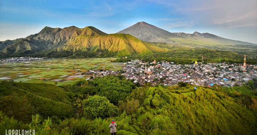 Lapalomer: Mengejar Matahari di Bukit Selong