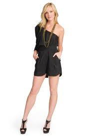 Fashion District: Models, Heels, and More! ;)