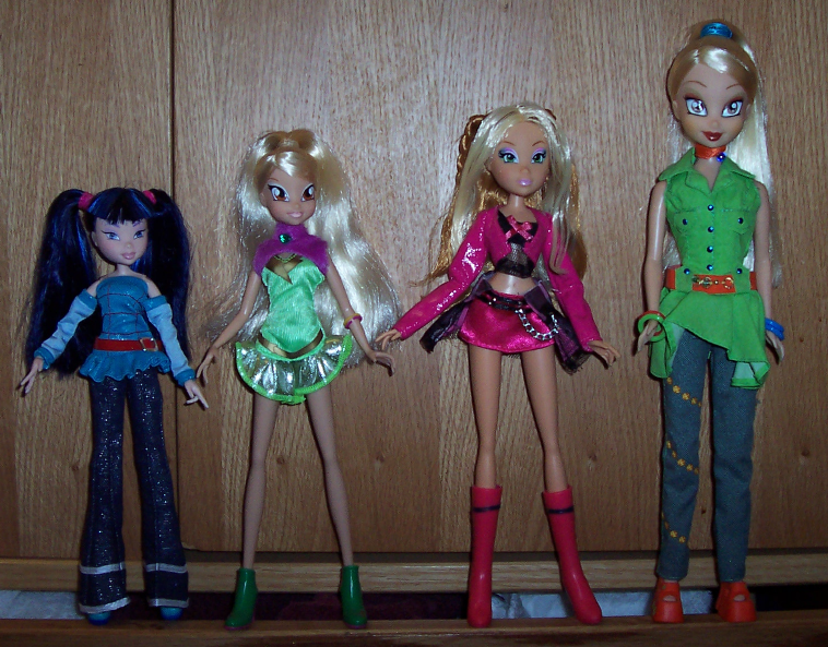 winx club concert dolls