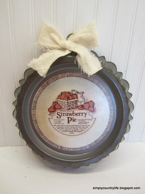 Simply Country Life Tin Pie Pan Makeover