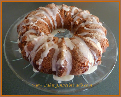 Orange Cinnamon Coffee Cake | www.BakingInATornado.com | #recipe #bake