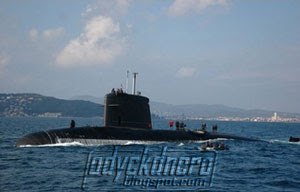 Submarine_Rubis Class