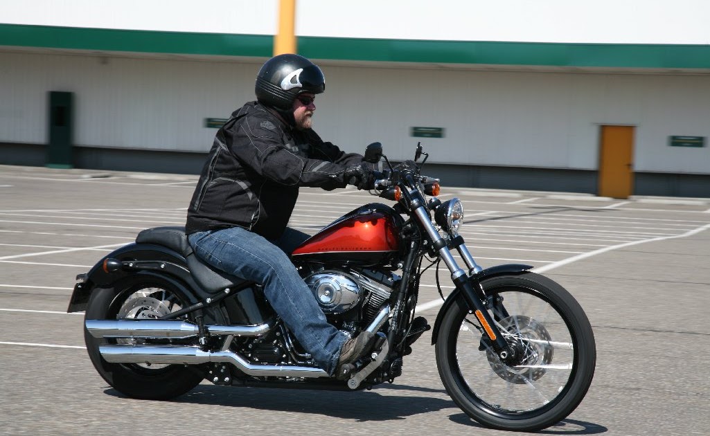 Harley Davidson Blackline
