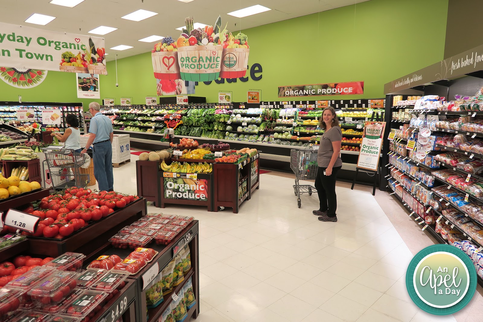 An Apel a Day Family Fare Supermarkets Review Plus a 100 GC Giveaway!