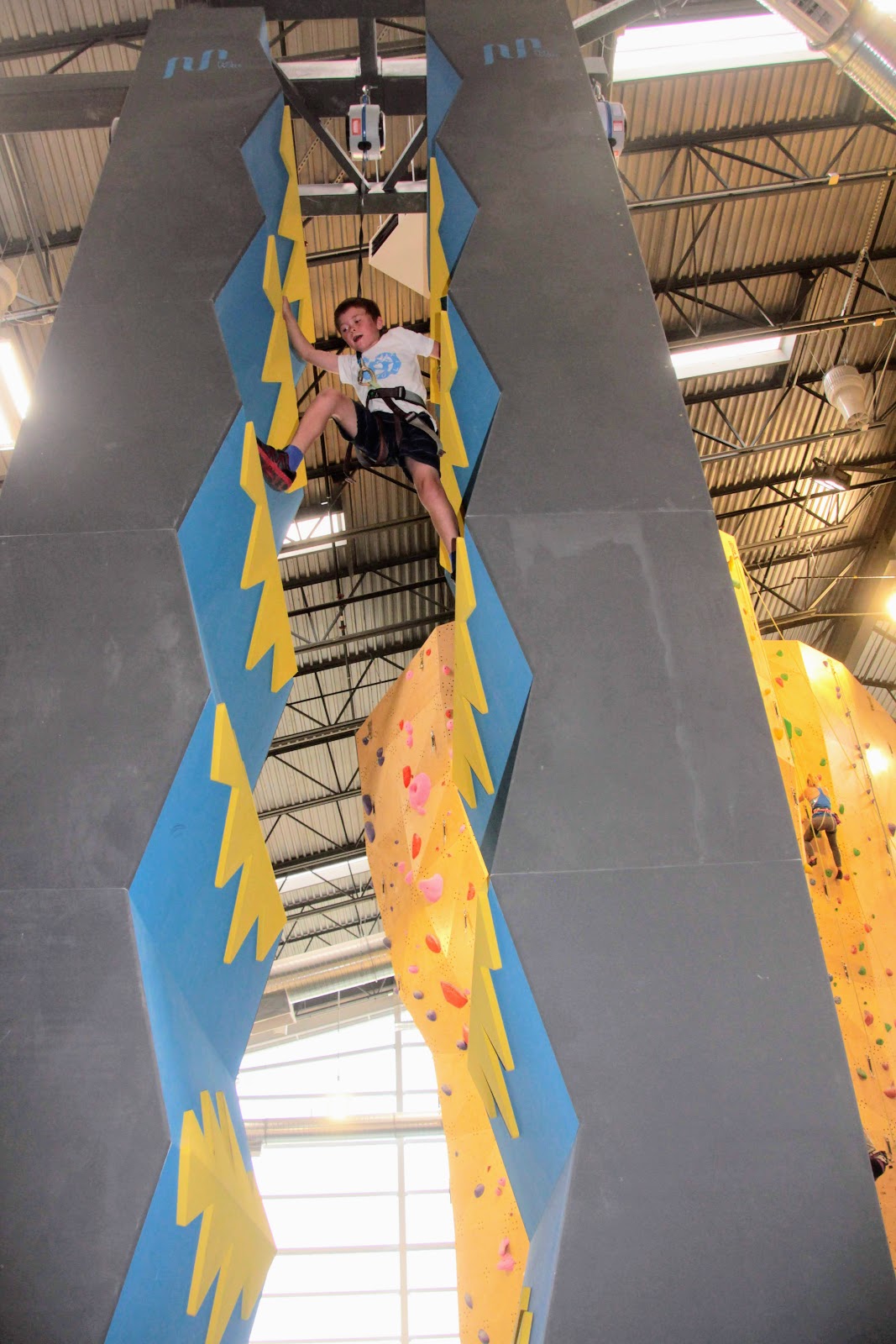 Climbing Wall Calgary Ymca calgary shawnessy branch indoor climbing wall.