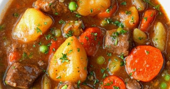 Hearty Beef Stew - Easy Food Delicious