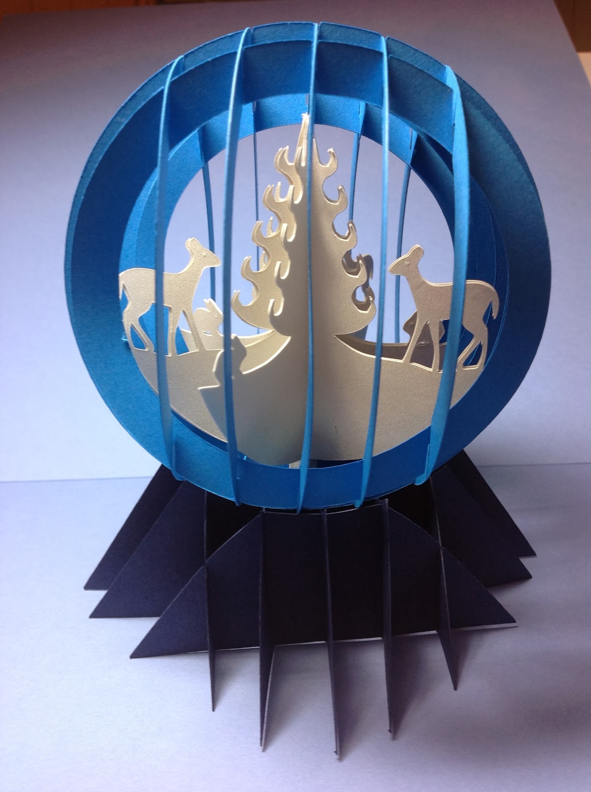 Download Papercrafts and other fun things: Paper Snow Globe ...