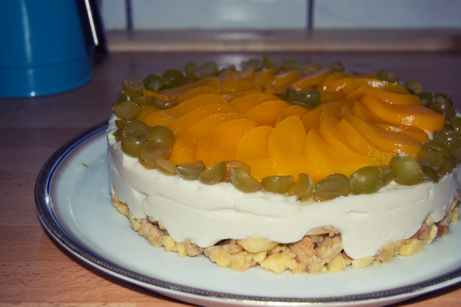...absolutely veg: Joghurt-Pfirsich-Torte!