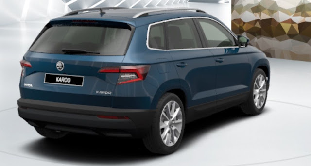 skoda karoq colore blu lava metallizzato vista posteriore laterale 4