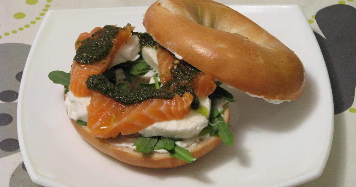 Recetas para cocinillas Bagel con salmón al pesto