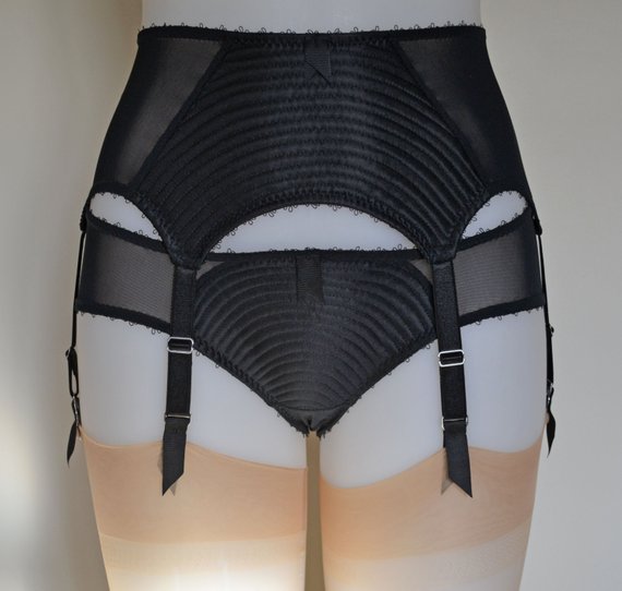 Retro garter belt sets