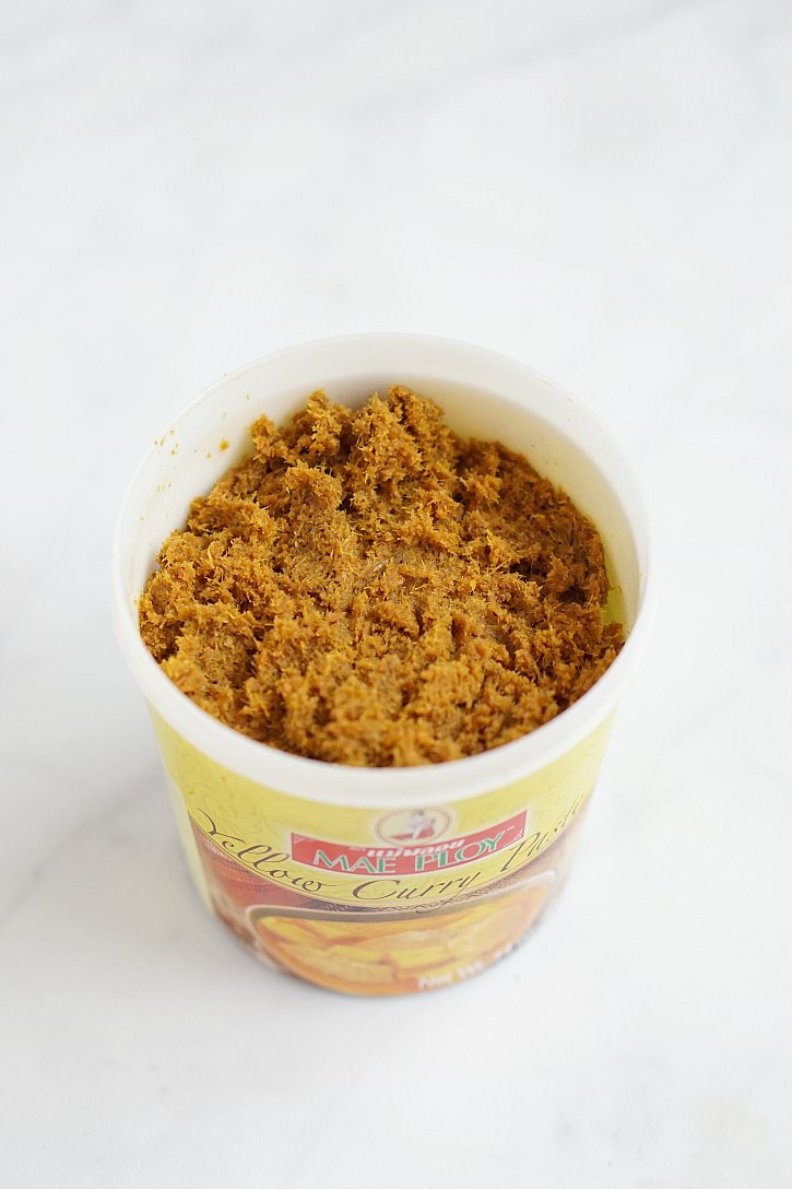 Yellow curry paste Yellow curry paste is the base for this Thai yellow coconut curry recipe.