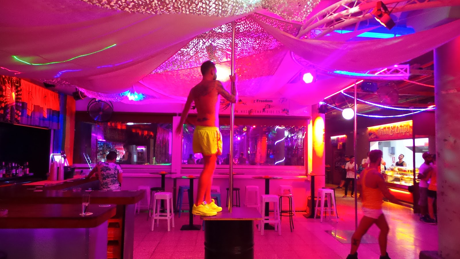 Wer außergewöhnliche Unterhaltung bei guter Stimmung und Musik bis in die frühen