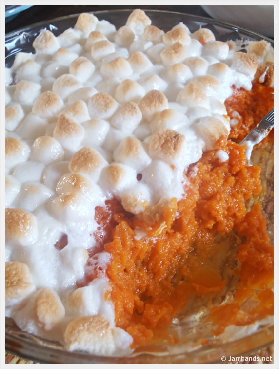 Mashed Sweet Potatoes with Marshmallows - Jam Hands