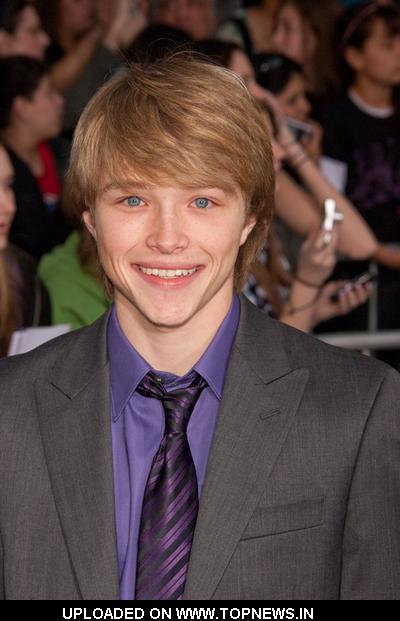 Celeb Sterling Knight Nude Pics Png