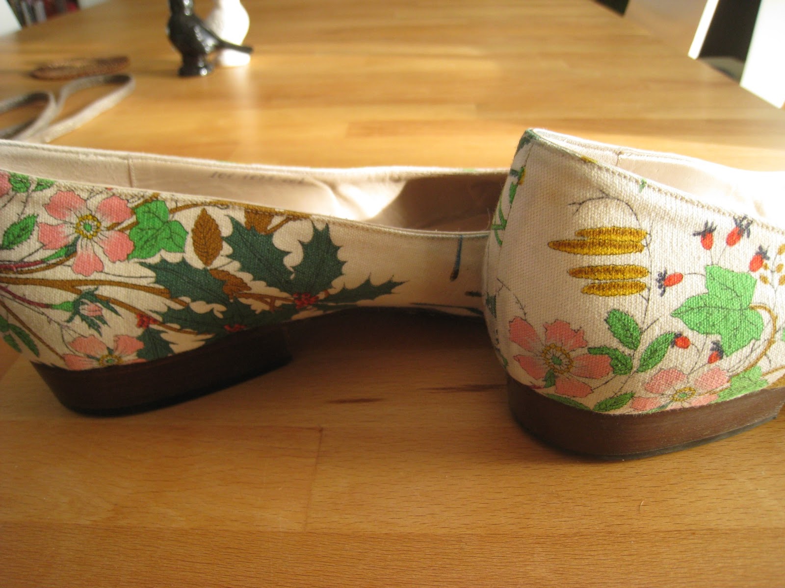 gucci flower flats