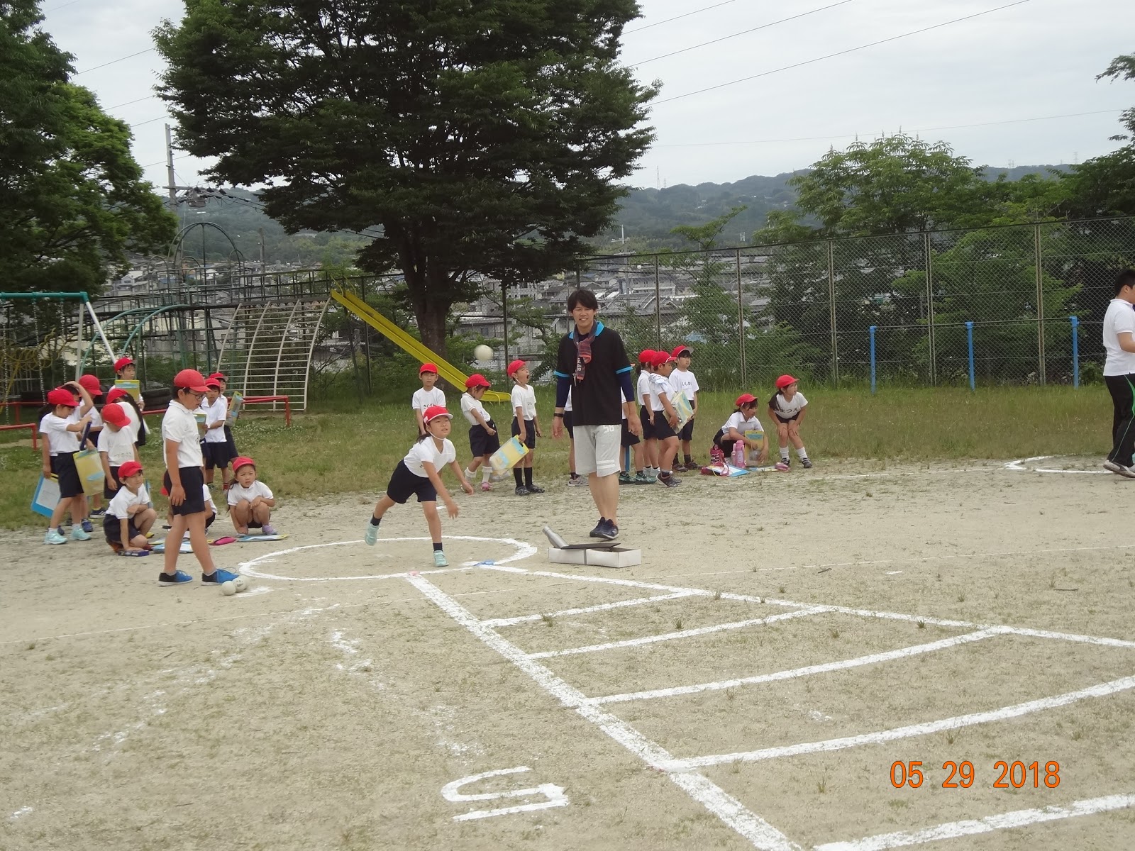 平群南小学校