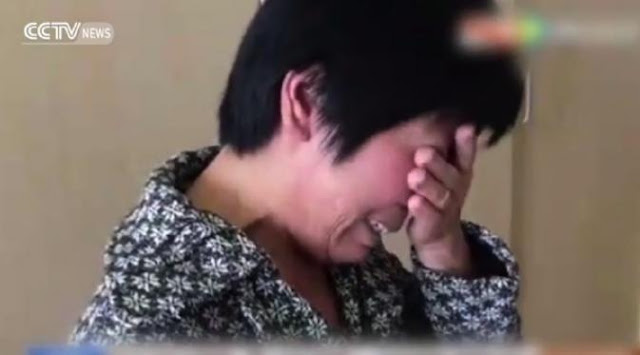 Mengharukan Ibu Ini Menyiapkan 25 Video Untuk Setiap Ulang Tahun Buah Hatinya, Meski Ia Sedang Sekarat Karena Kanker Mengharukan Ibu Ini Menyiapkan 25 Video Untuk Setiap Ulang Tahun Buah Hatinya, Meski Ia Sedang Sekarat Karena Kanker