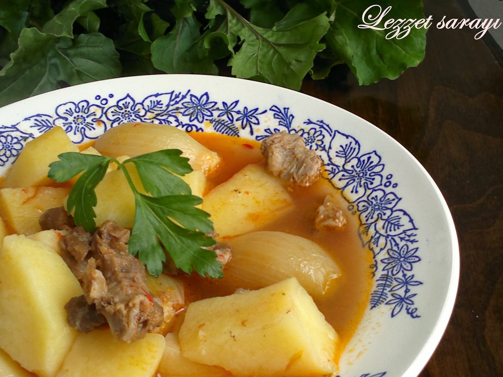 Etli Patates Yemeği /Yahnisi Lezzet sarayı