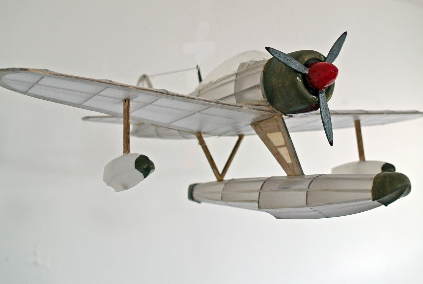 balsa and tissue model airplanes