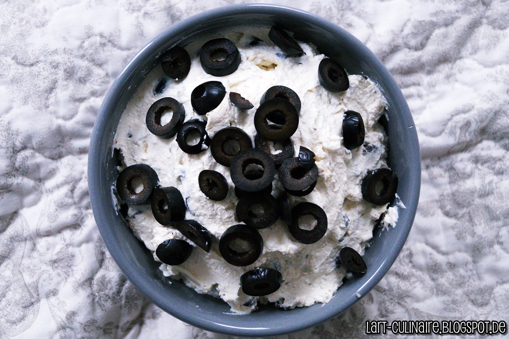 Oliven-Frischkäse-Feta-Aufstrich