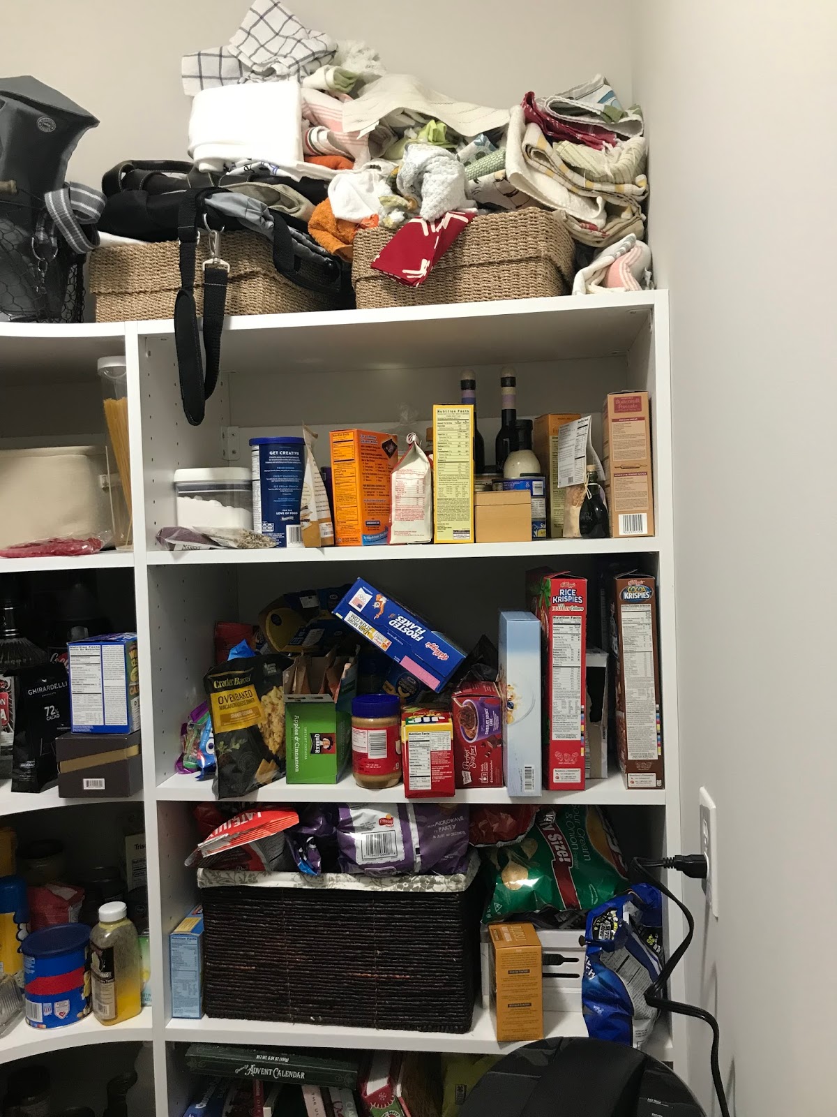 How to organize a messy pantry