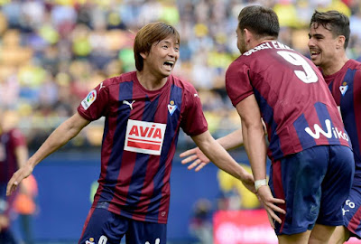 Takashi Inui Pemain Sayap SD Eibar Pencetak Gol Tercepat La Liga