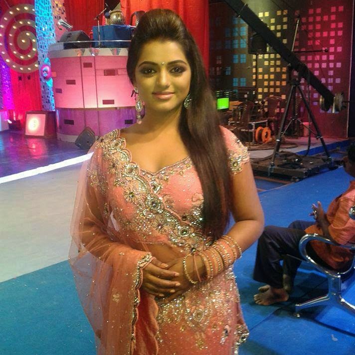 Malayalam Anchor Meera In Comedy Express