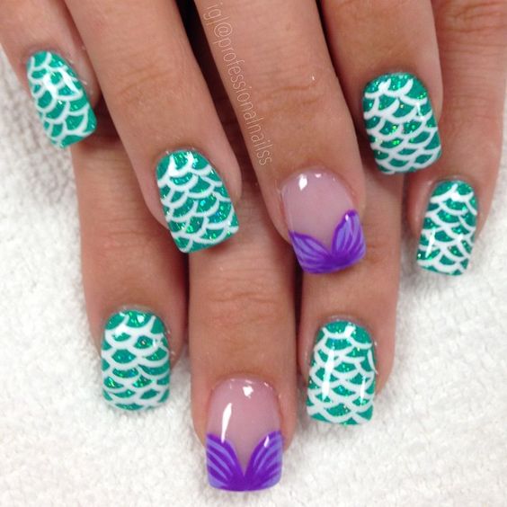 disney nail art building story