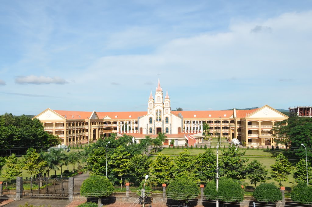 Kinh nghiệm du lịch Long Khánh, Đồng Nai: Vào vườn tham quan, hái trái cây ĂN ĐÃ THÈM