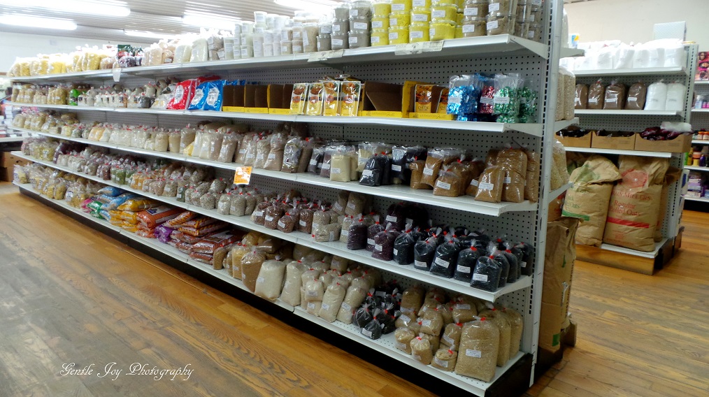 Gentle Joy Homemaker 10 Tips For Shopping at Amish or Mennonite Stores