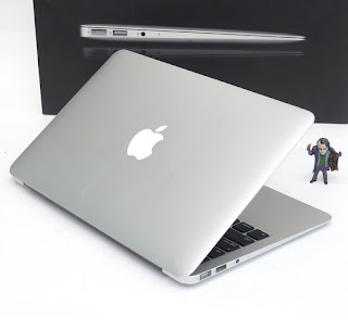 MacBook Air i5 Bekas Di Malang