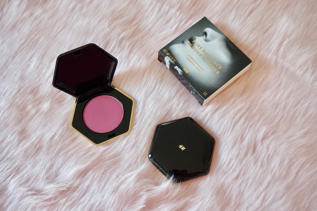 Surprisingly good H&M Powder Blusher in Berry Pink and Taupe Brown
