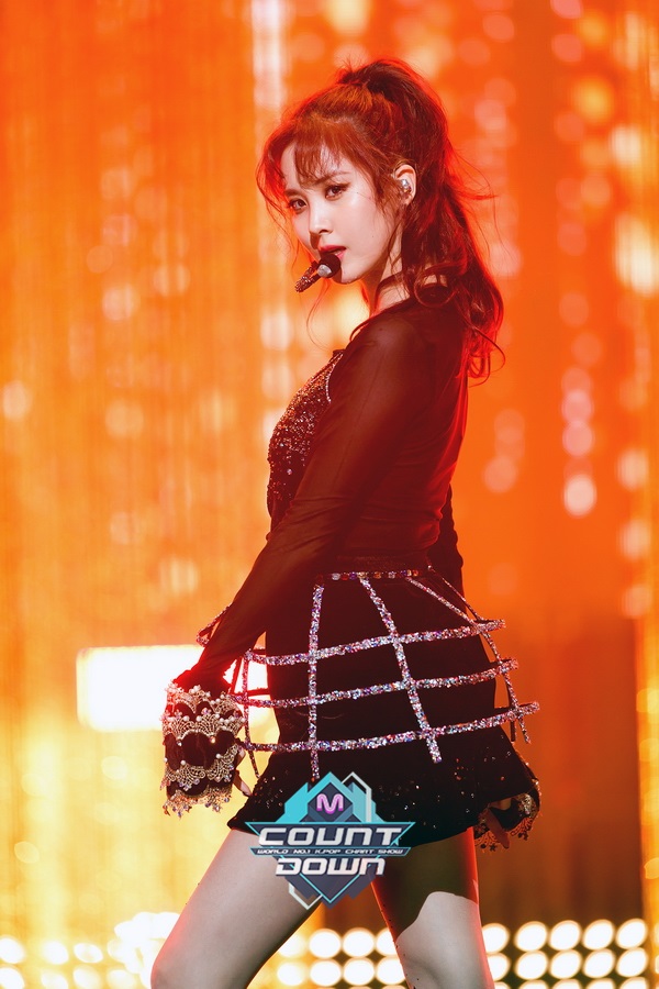 Browse SNSD SeoHyun's official pictures from M Countdown and Inkigayo ...