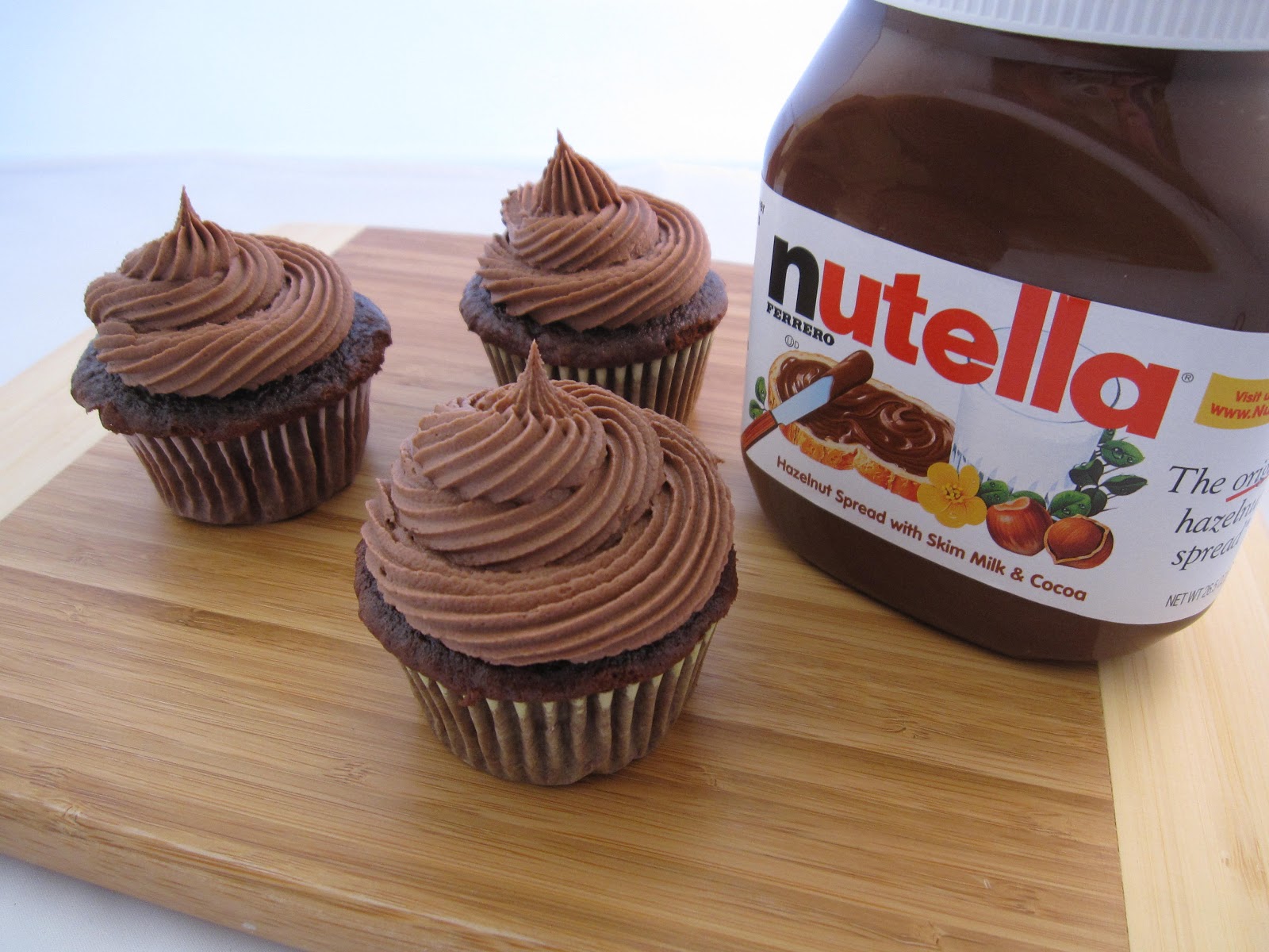 HANNAH IN THE KITCHEN Nutella Buttercream Frosting