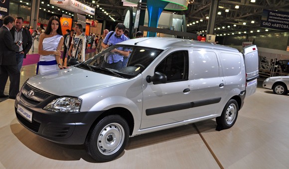 Lada largus 12
