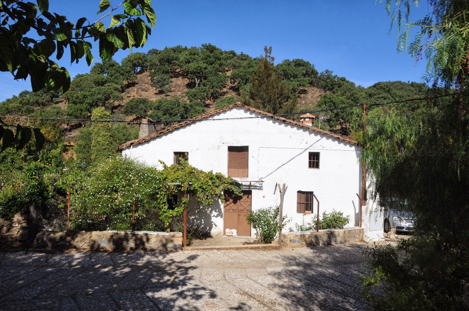 Aldea del Collado (Alájar) La aldea del Collado a principios de Octubre