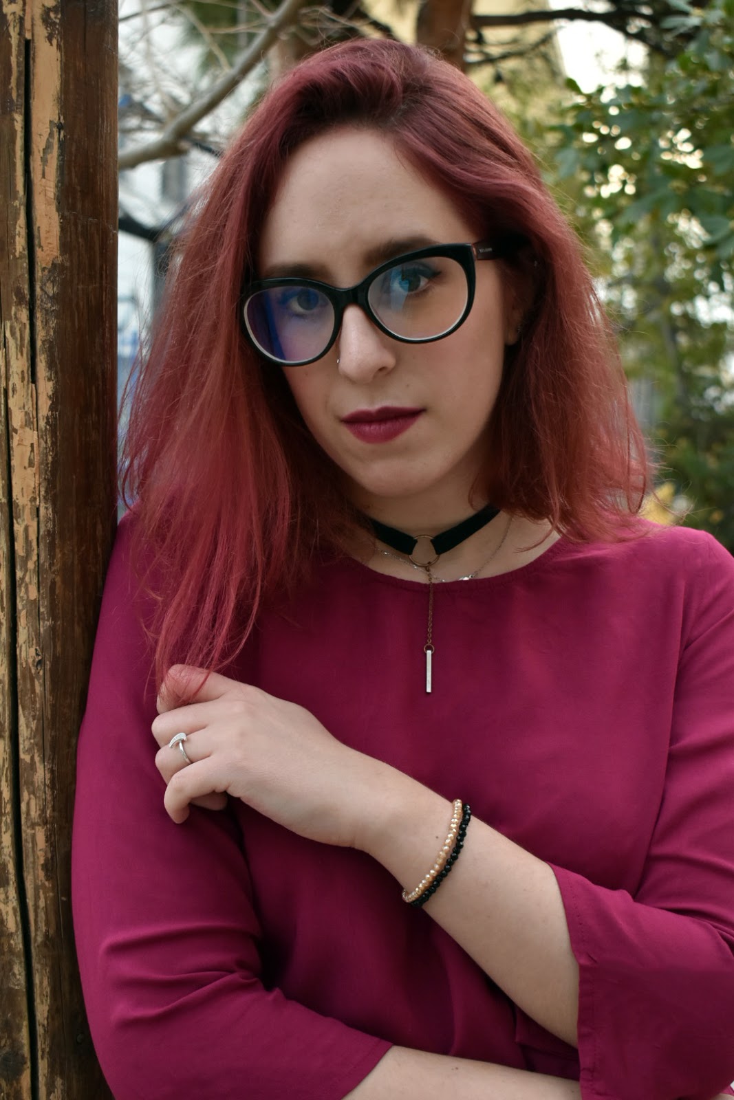 spotlights on badwolf, anna keni, anna, fashion, makeup, redhead,glasses, girl with glasses, Bad Wolf,fashion blogger,greek girl, greek fashion blogger, dress, magenta, h&m, spring,collection, trends, black, over the knee boots, otk, otkb, 