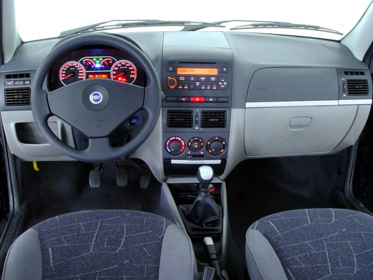 Fiat Palio Hist ria Do Novo L der De Vendas Do Brasil fiat-palio-hist-ria-do-novo-l-der-de-vendas-do-brasil