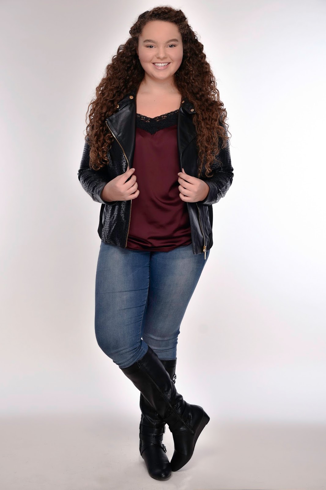 Seattle Artists Agency Ashea Sedgwick and Stephana Egger Model Prom