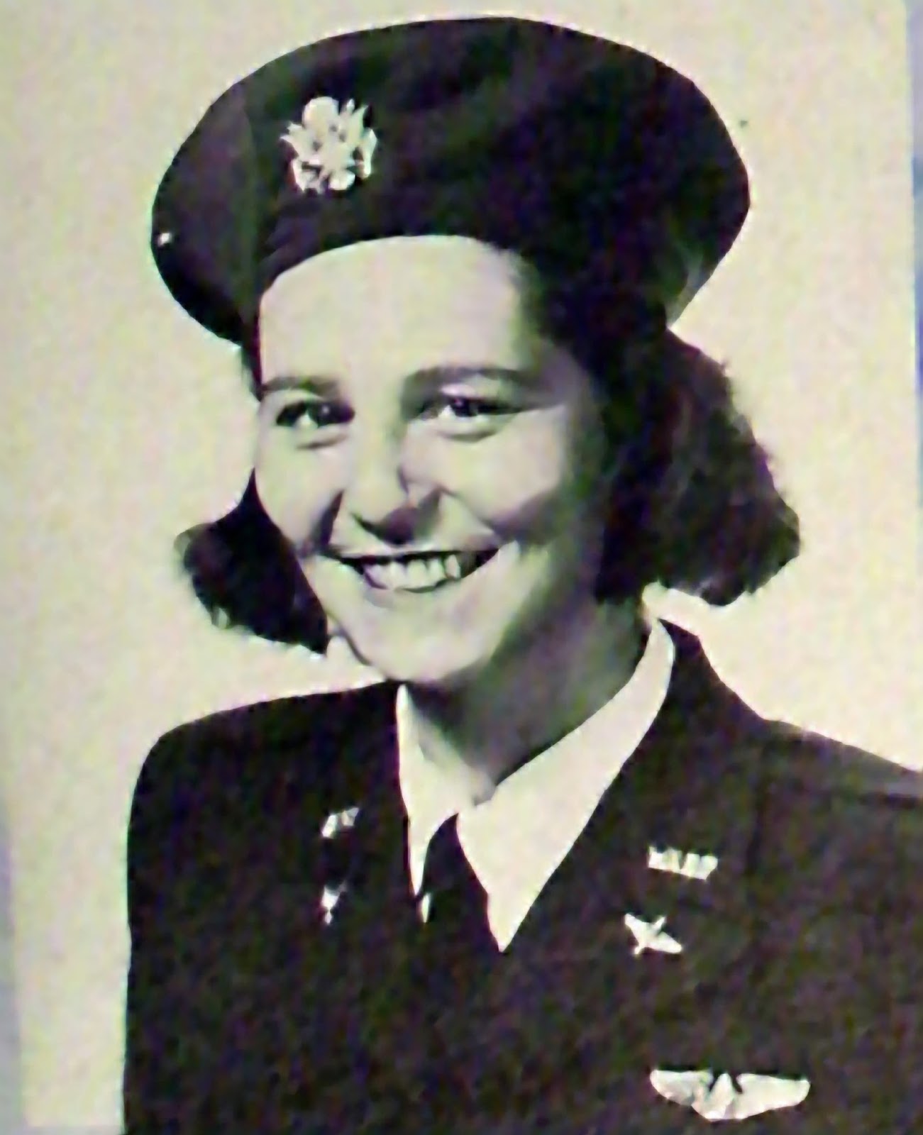 A historic image of Gloria Whitton Heath in uniform