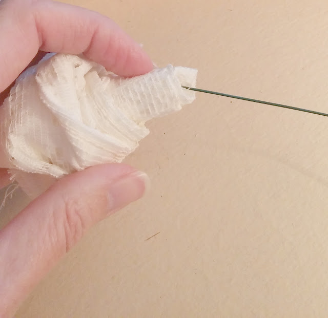 TrashtoTreasure Lace Curtain TieBack Roses Little Vintage Cottage