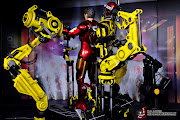 hot toys iron man 2 SuitUp Gantry with Iron Man Mark IV (gantry )