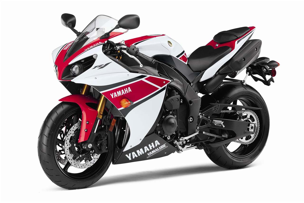 2013 Yamaha YZF-R1 Review and Prices