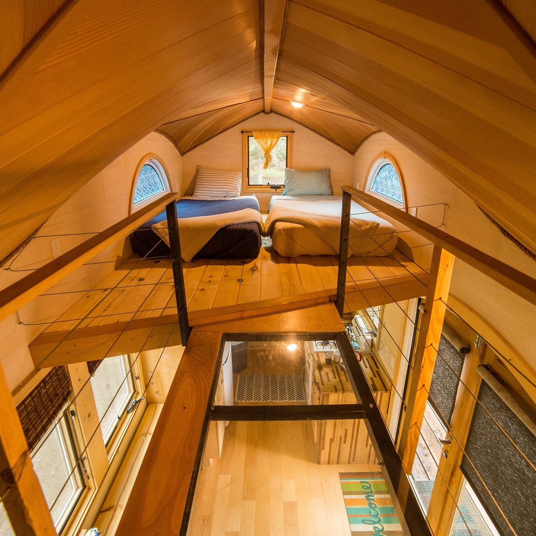02-Guest-Bedroom-WeeCasa-The-Pequod-Tiny-House-Architecture-www-designstack-co